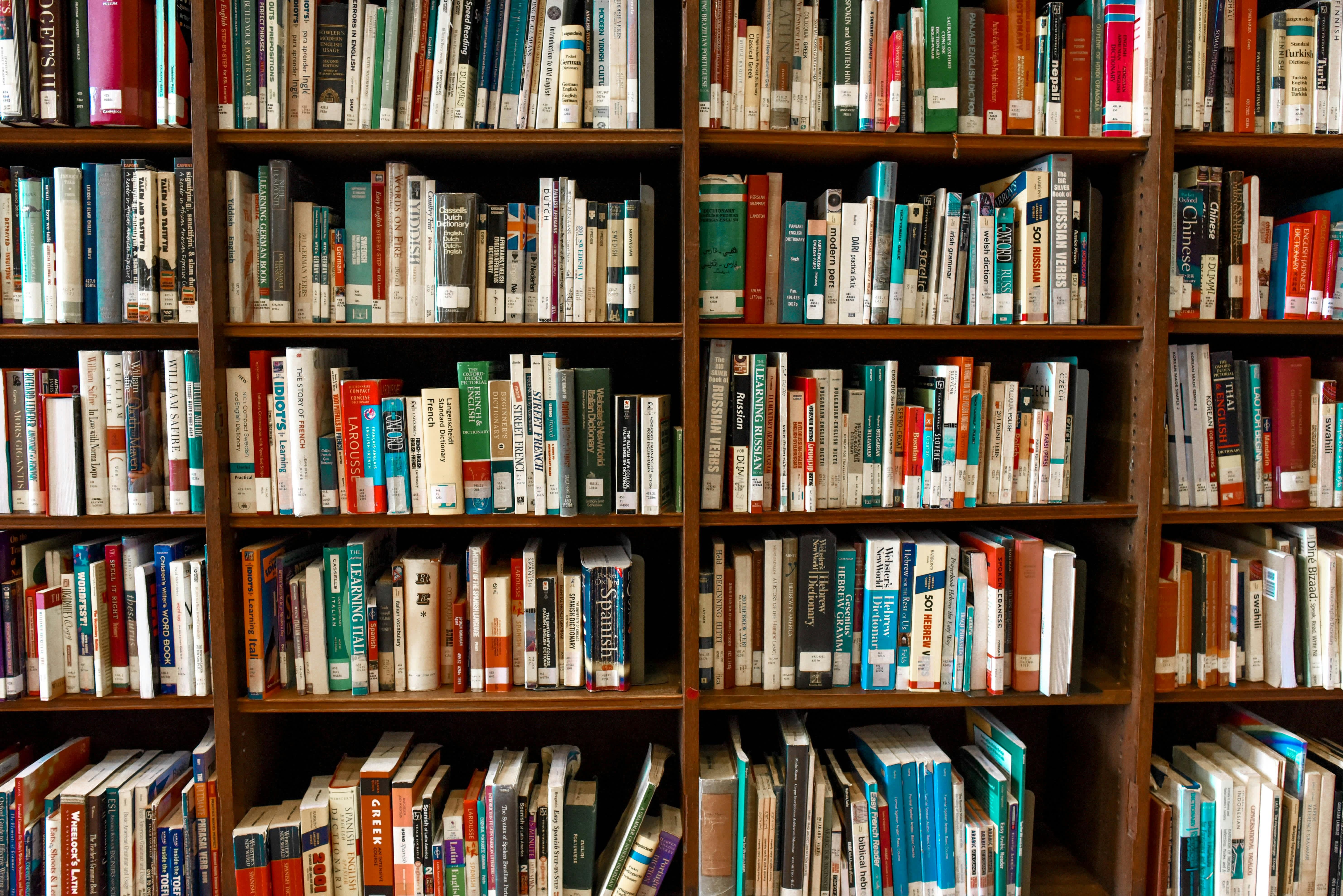 Imagen representativa de la biblioteca en el IESTP Arturo Sabroso Montoya