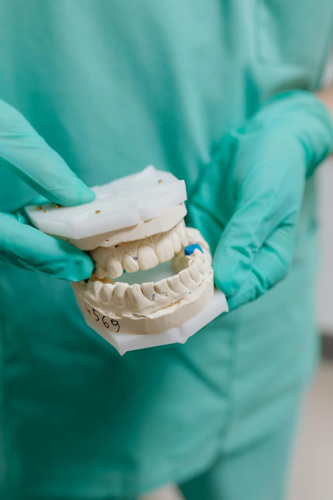 Programa de estudios: Prótesis Dental